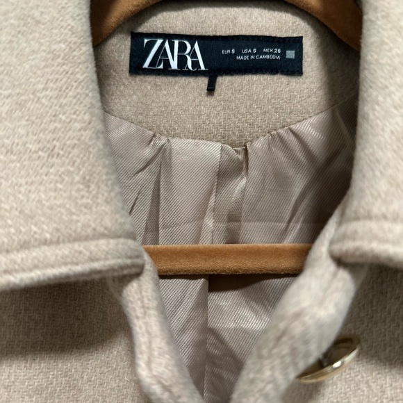 Zara Gold Button Jacket - Picture 2 of 6